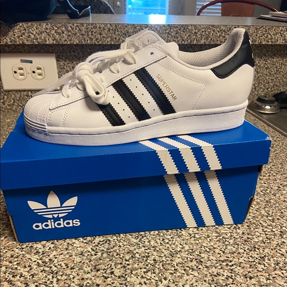 adidas Shoes - Adidas Superstar shoe